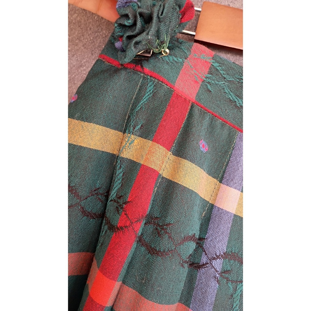 Vintage Geiger Green Plaid Boiled Wool Midi Skirt Rosette Embroidered Size 36 S - Picture 4 of 9